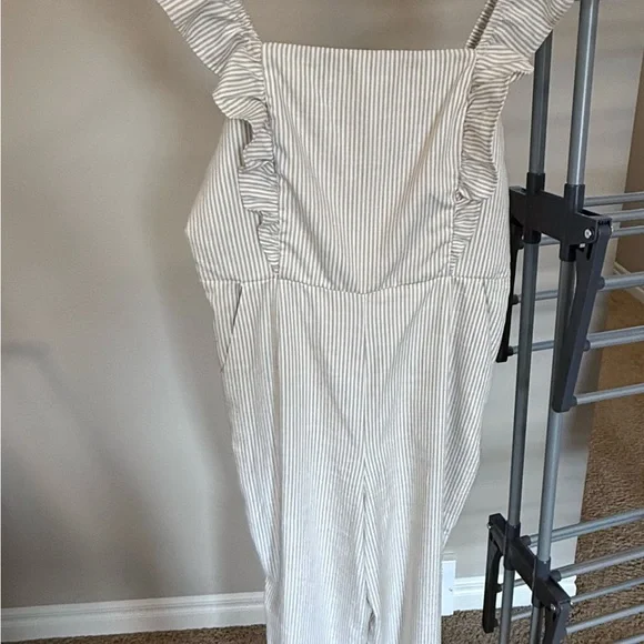 Striped Ruffle Jumpsuit - Picture 4 of 8